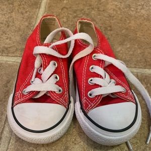 Converse Chuck Taylor’s Toddler low top